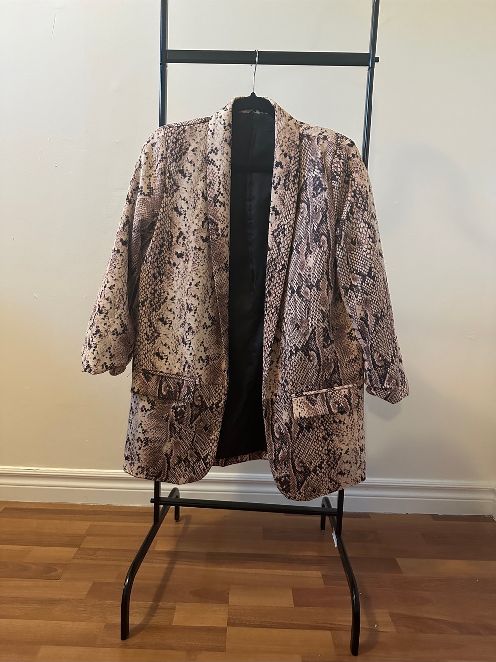 Snake-Print Open Blazer Jacket in Taupe & Black